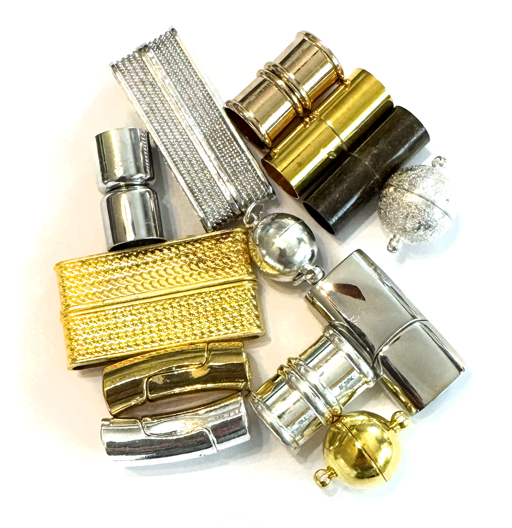 Magnetic Clasp Stash Builder Assortment