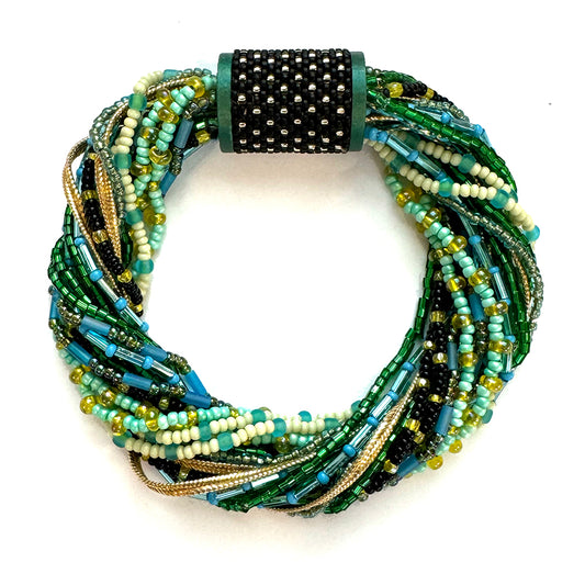 Audacia Beaded Bracelet Kit with magnetic clasp