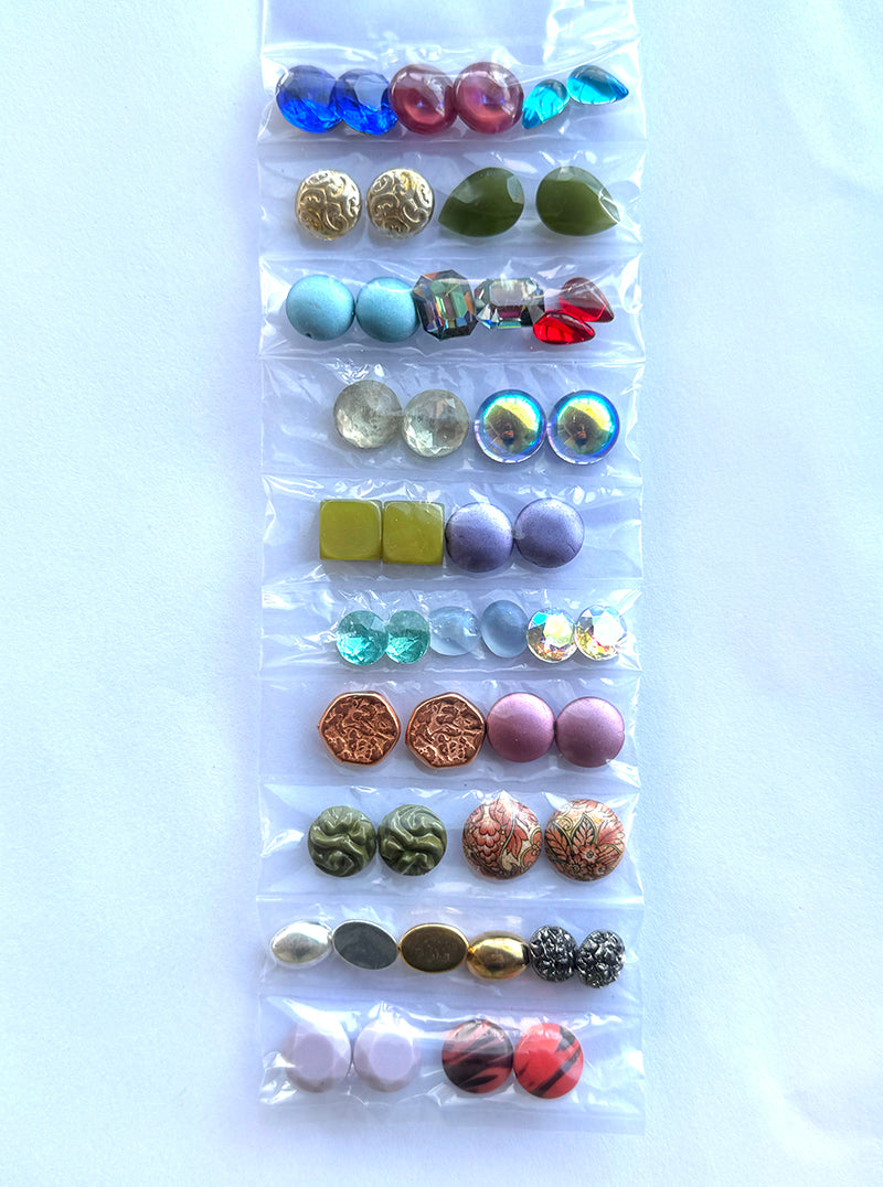 Cabochon pairs assortment, 24 pairs