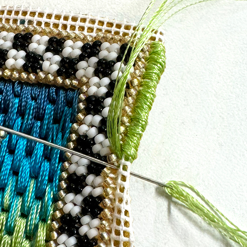 Checker Pin Bead Needlepoint PDF pattern