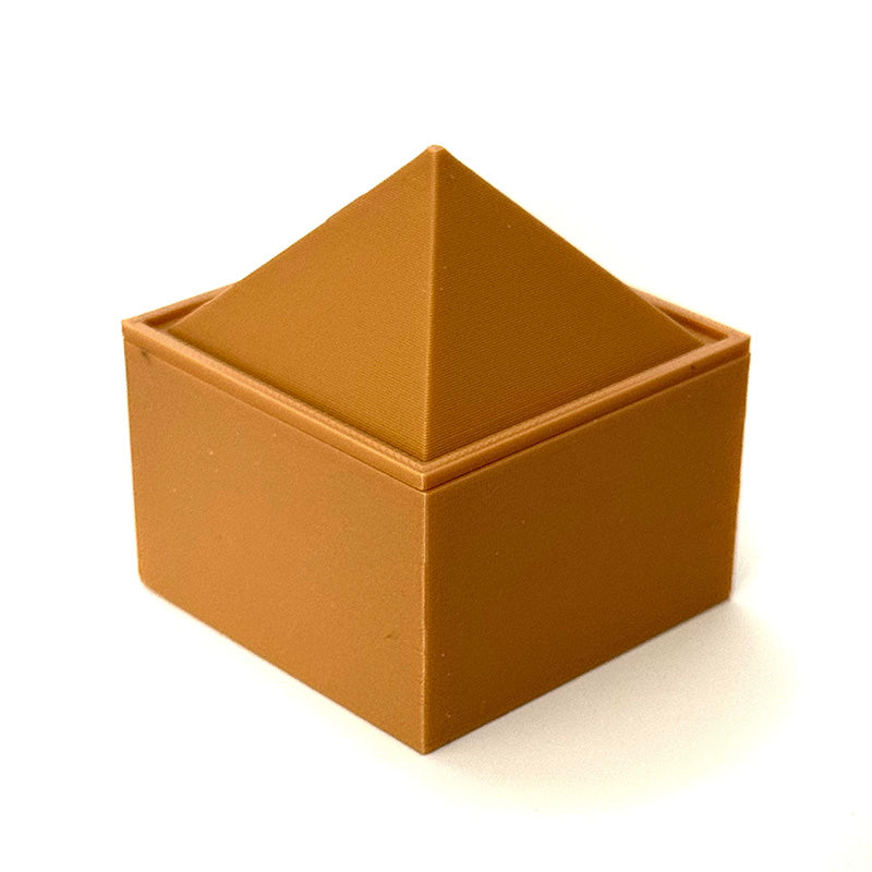 Pyramid Box with beadable lid