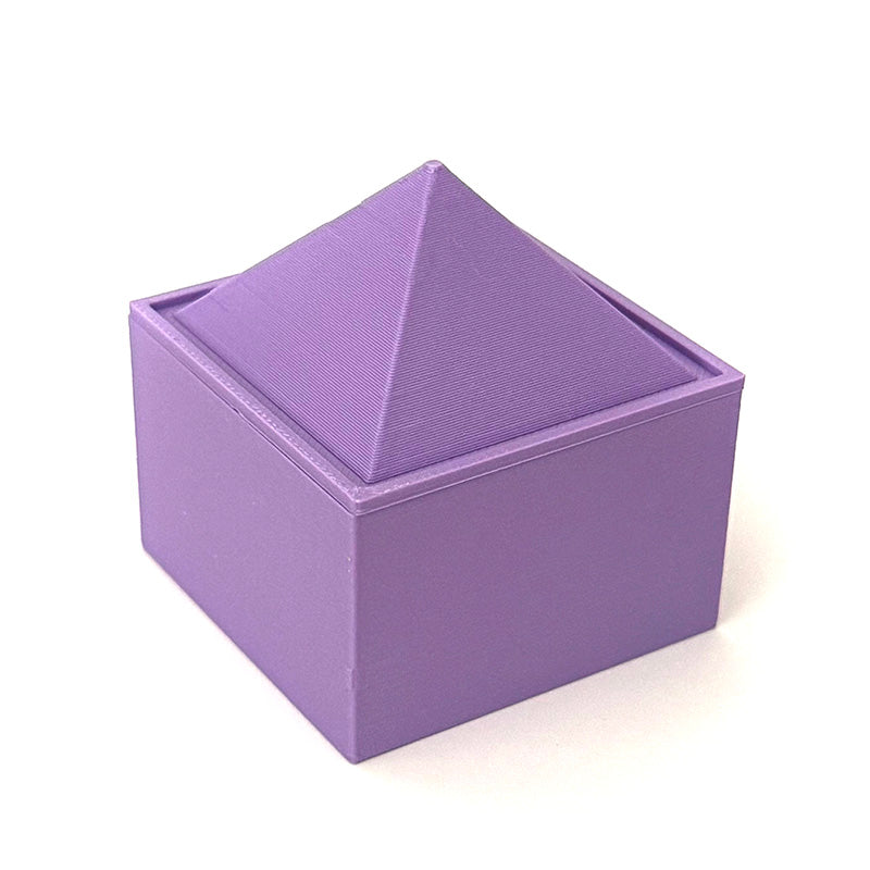 Pyramid Box with beadable lid